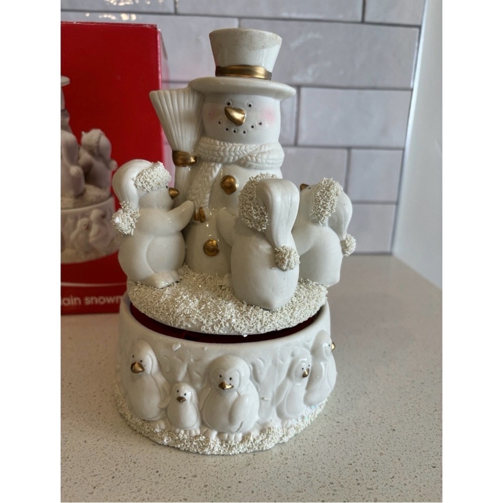 Music Box Snow Skaters Spin Plays Music Ivory Bisque 8.25” Vintage JC Penney - Picture 2 of 6